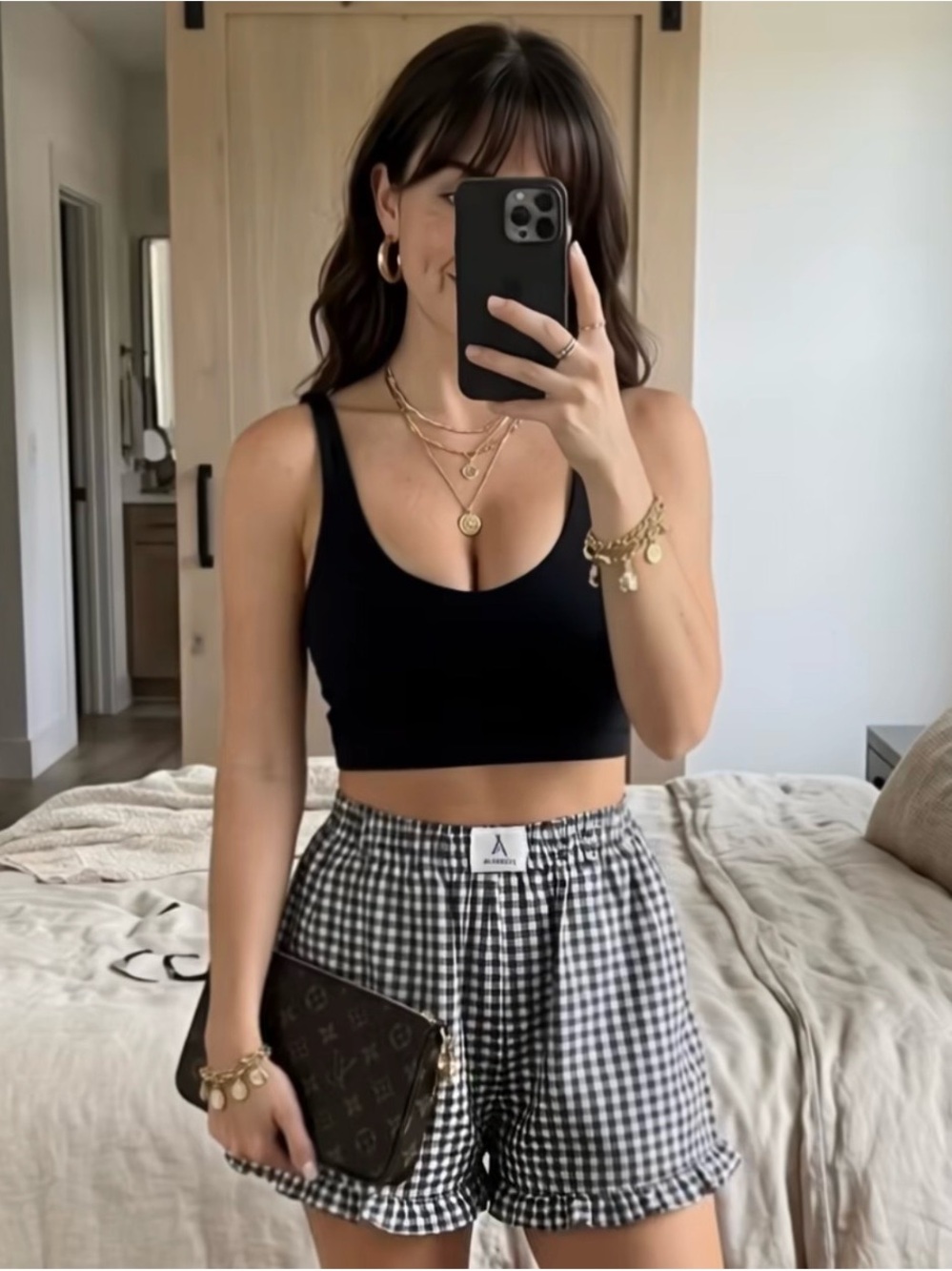 Women's Black Scoop Neck Crop Tank Top XL